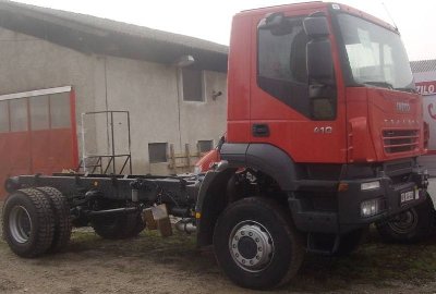 močnejša šasija.jpg