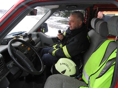 Vzpostavljanje zveze z helikopterjem.