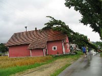 pa ravno tu si se moral nasloniti...