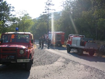 požar nad Branikom 008.jpg
