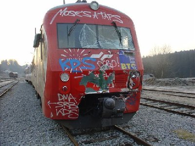 Vlak po nesreči s gas.vozilom 1.jpg