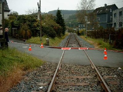 cevni most in vlak.jpg