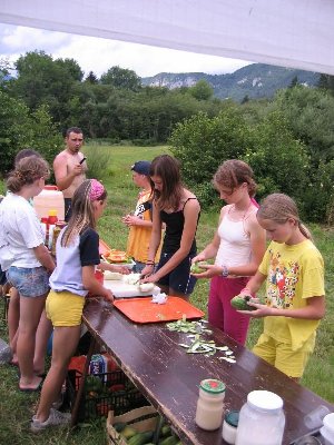 pomočnice v kuhinji