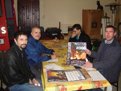 Kosma, BAČO, JožeR in tom-tom s koledarjem GASILCI.ORG
